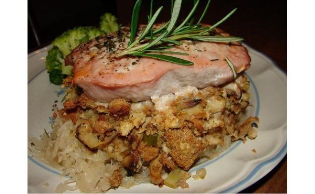 Baked Stuffed Pork Chopshealthy recipe