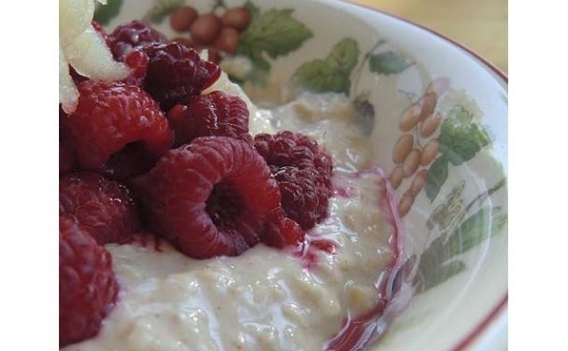 Birchermuesli With Fresh Berrieshealthy recipe