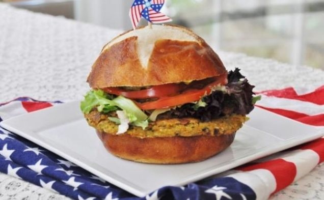 Chickpea and Veggie Burgershealthy recipe