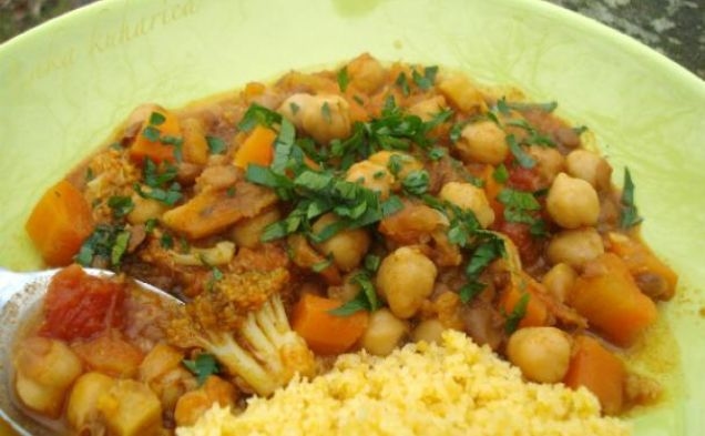 Moroccan chickpea and lentil stewhealthy recipe
