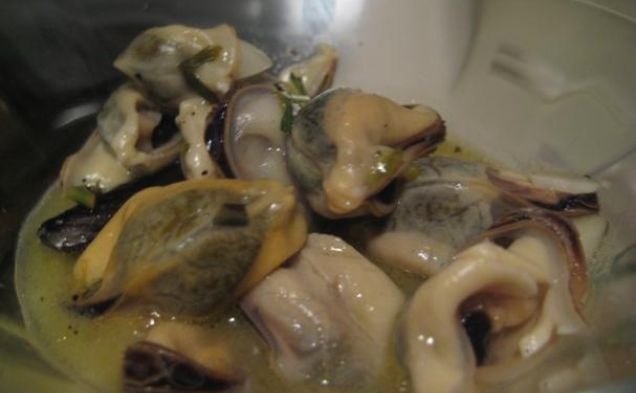 Mussels Marinated In Oil and Herbshealthy recipe