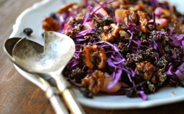 Red Cabbage Salad with Quinoa, Blueberries & Cinnamon Walnutshealthy recipe