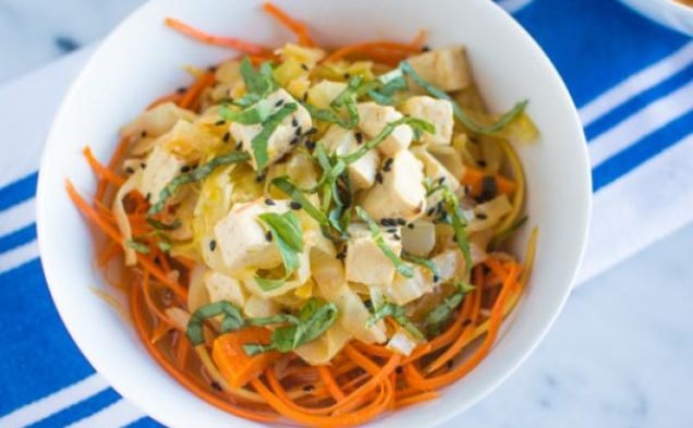 Red Curry Stew & Vegetable Noodleshealthy recipe