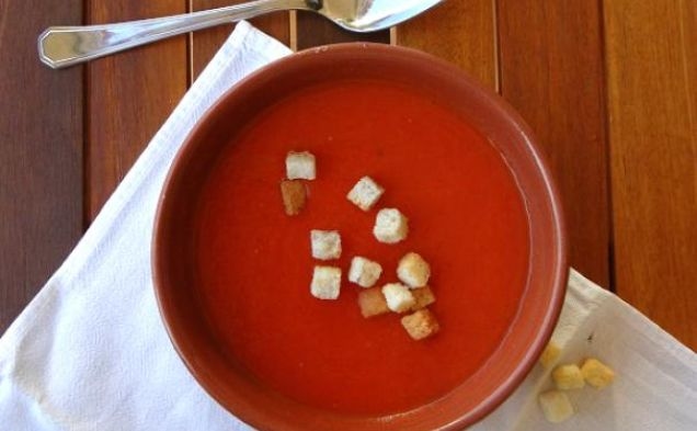 Smoky roasted tomato and red pepper souphealthy recipe
