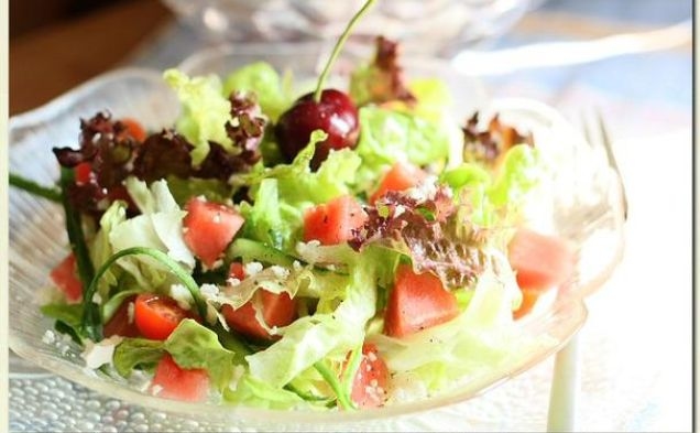Watermelon Leaf Lettuce Salad With Light Fetahealthy recipe
