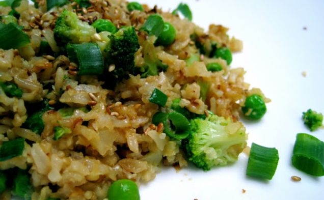 Cauliflower, Brown Rice, and Vegetable Fried Ricehealthy recipe