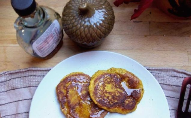 5 Ingredient High Protein Pumpkin Pancakeshealthy recipe