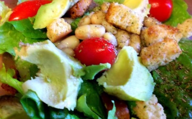 Avocado and Cannellini Bean Saladhealthy recipe