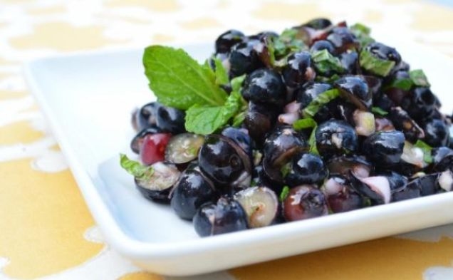 Blueberry Ginger Salsa with Grilled Halibuthealthy recipe