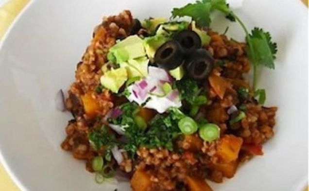 Butternut Squash and Black Bean Chili with Bulgarhealthy recipe