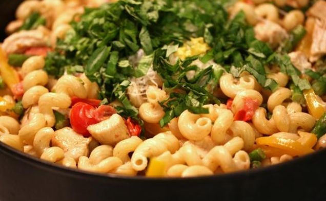 Chicken Pasta Primavera - Flower Patch Farmgirl Stylehealthy recipe