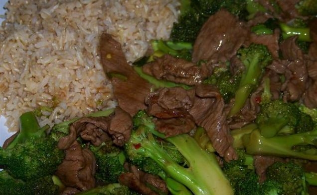 Chili and Garlic Spiced Beef and Broccoli Stir Fryhealthy recipe