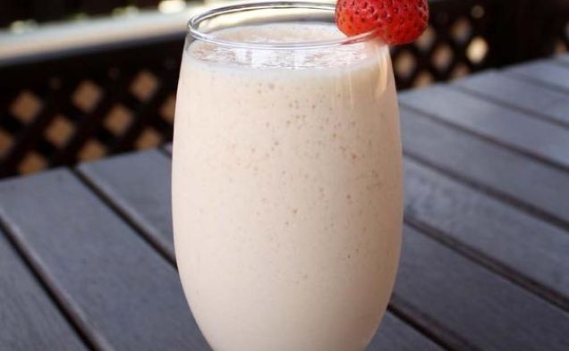 Protein Strawberry Smoothiehealthy recipe