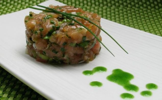 Jade Buddha Salmon Tartarehealthy recipe