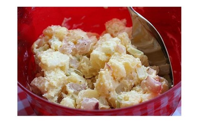Old-Fashioned Potato Saladhealthy recipe
