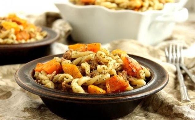 Pasta with Butternut Squash, Sausage and Sage Pestohealthy recipe