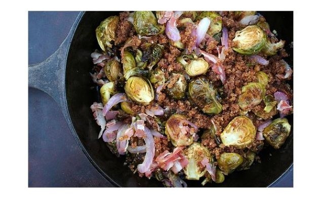 Roasted Brussels Sprouts With Red Onions and Pancettahealthy recipe