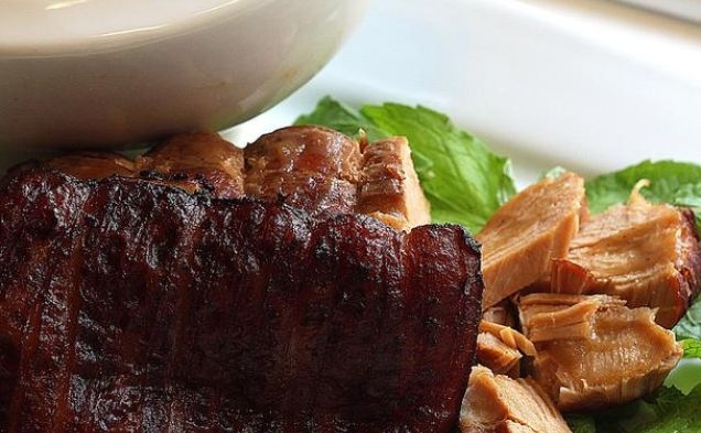 Slow Cooker Pork Loin With Thyme Apple Sauce and Mint Leafhealthy recipe