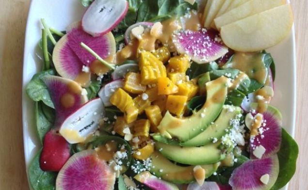 Spring Salad with Radishes and Beetshealthy recipe