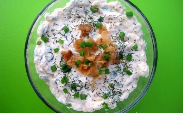 Herbed Goat Cheese Yogurt Dip w. Caramelized Onionshealthy recipe